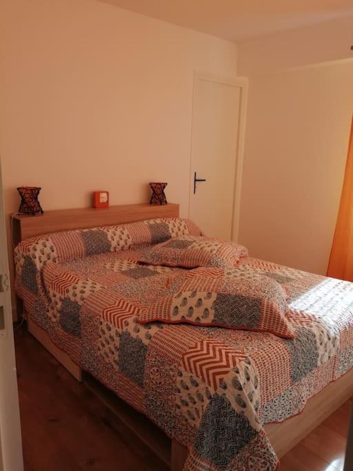 Bel Appartement Au Bord De L'Allier Classe 4* Vichy Kültér fotó