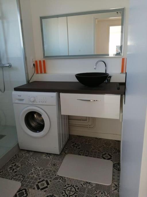 Bel Appartement Au Bord De L'Allier Classe 4* Vichy Kültér fotó