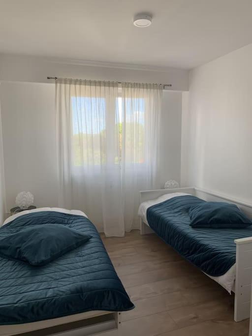 Bel Appartement Au Bord De L'Allier Classe 4* Vichy Kültér fotó